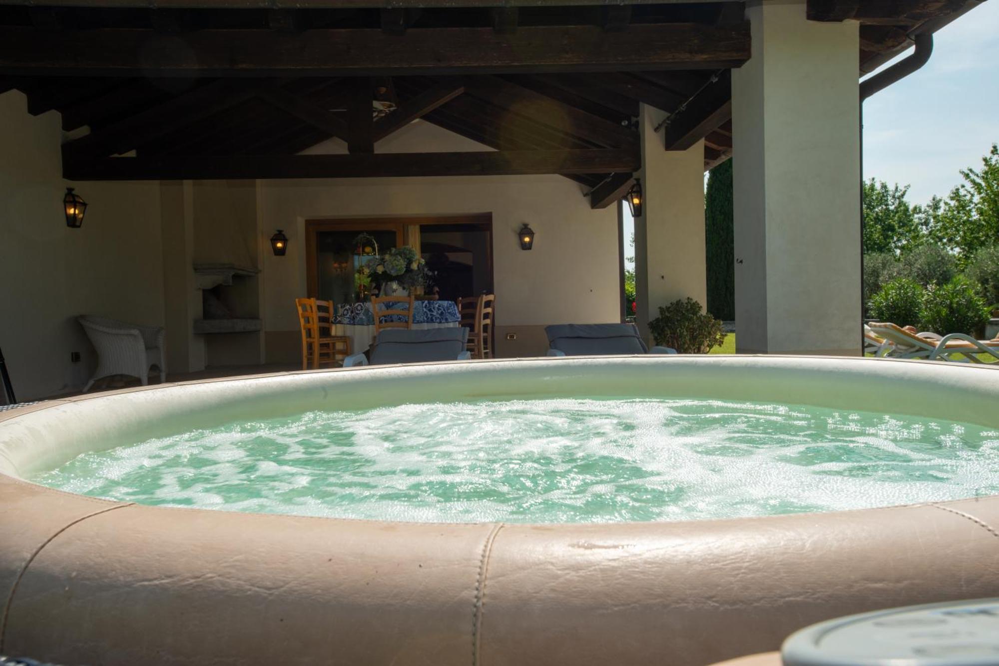 Tenuta Castagnera *