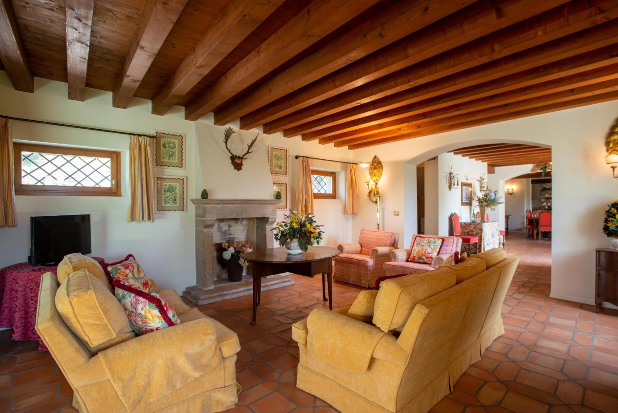 Villa Tenuta Castagnera *